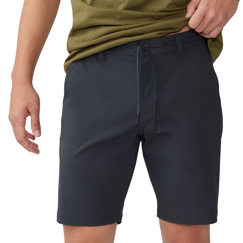 Mountain Hardwear - M Axton™ Short - dark storm 004