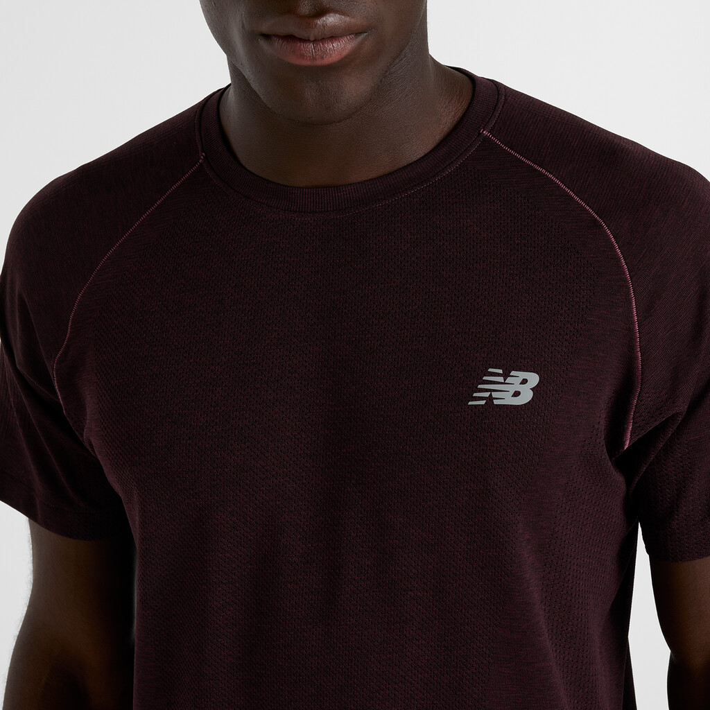 New Balance - NB Athletics Seamless T-Shirt - faded plum