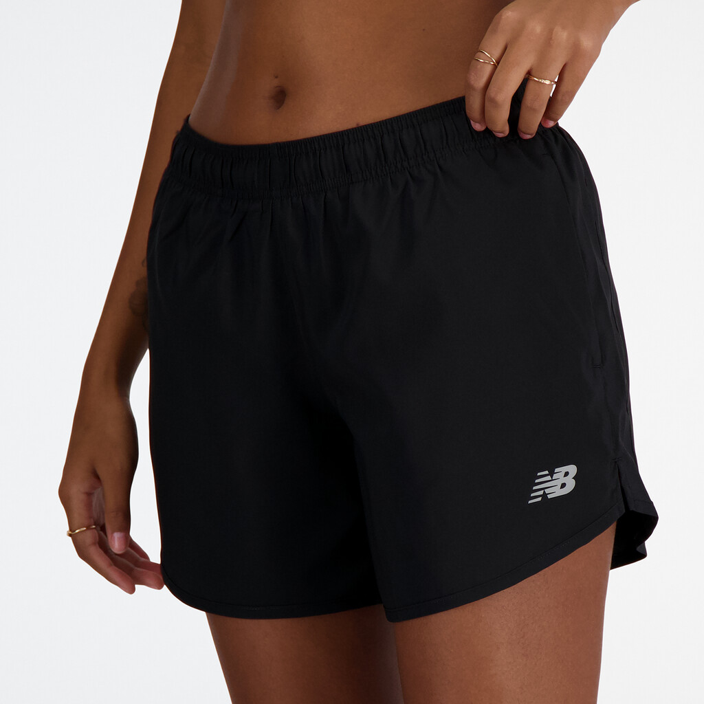 New Balance - W Sport Essentials Short 5 Inch - black