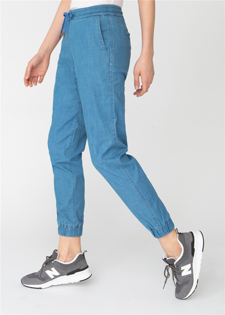 DU/ER - W Weightless Denim Jogger - indigo 25