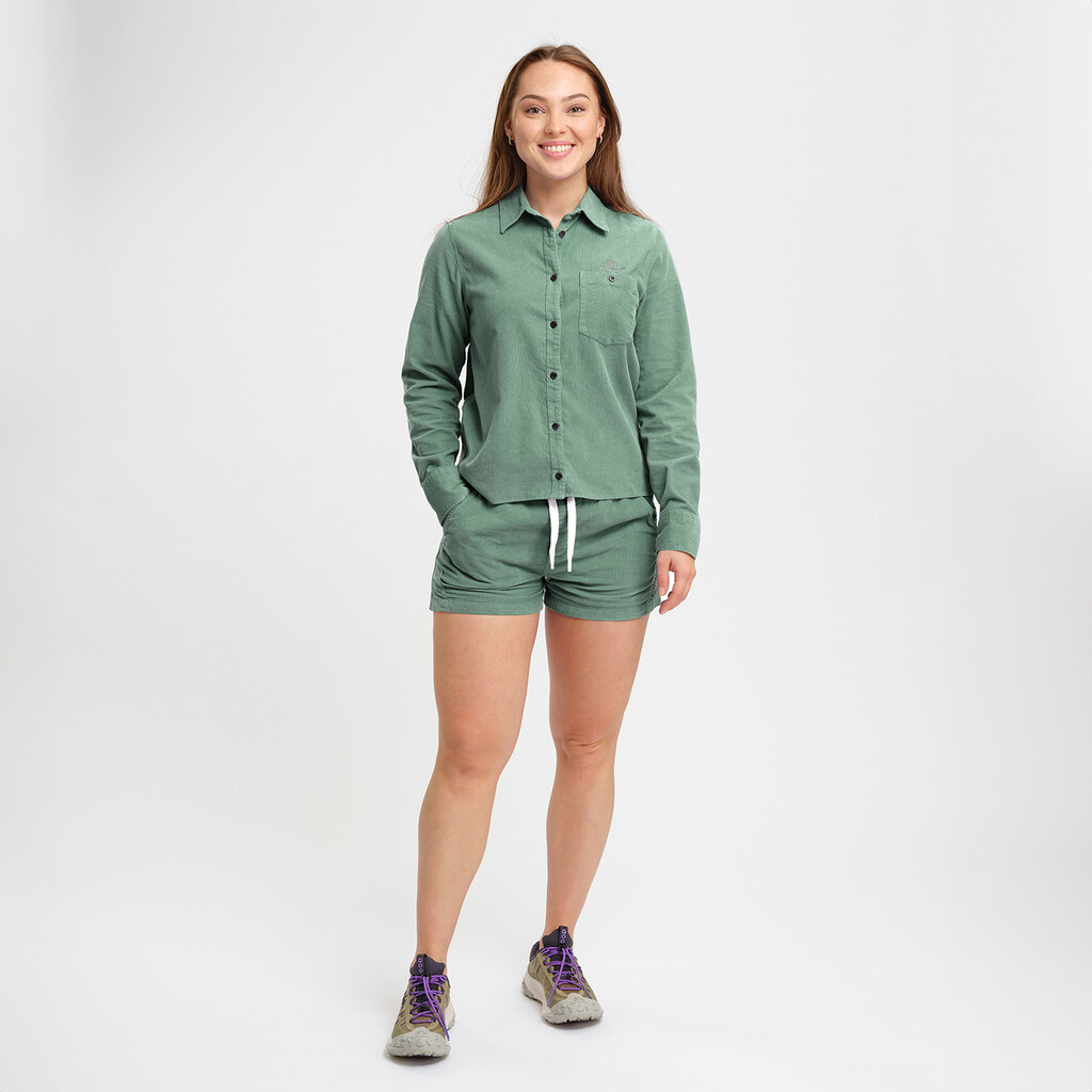 Elevenate - W Estate Cord Shorts  - sea green