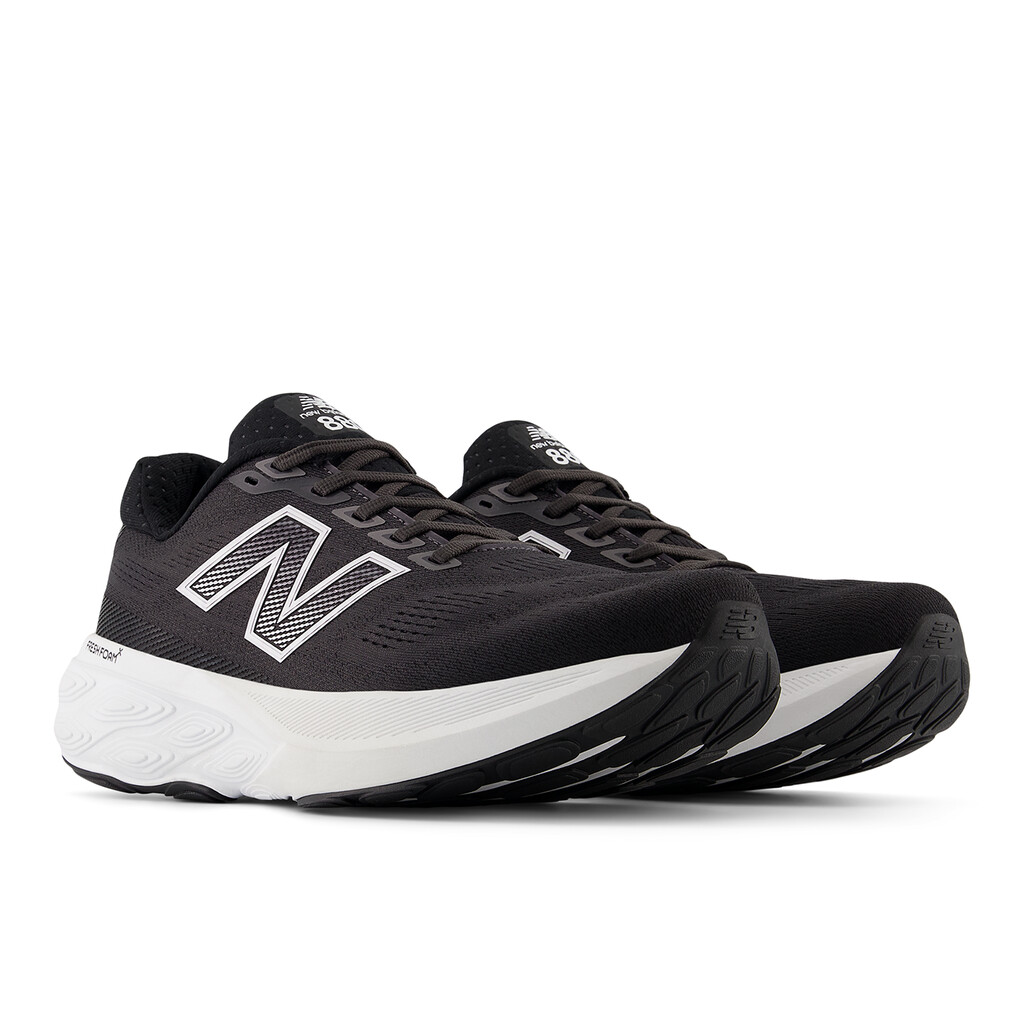 New Balance - M880B15 Fresh Foam X 880 v15 - black