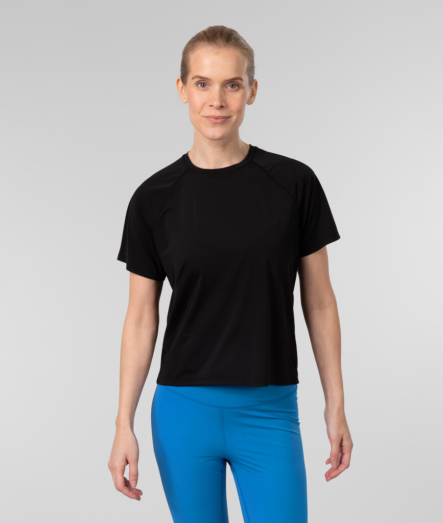 Johaug - Elevated Performance Tee - black