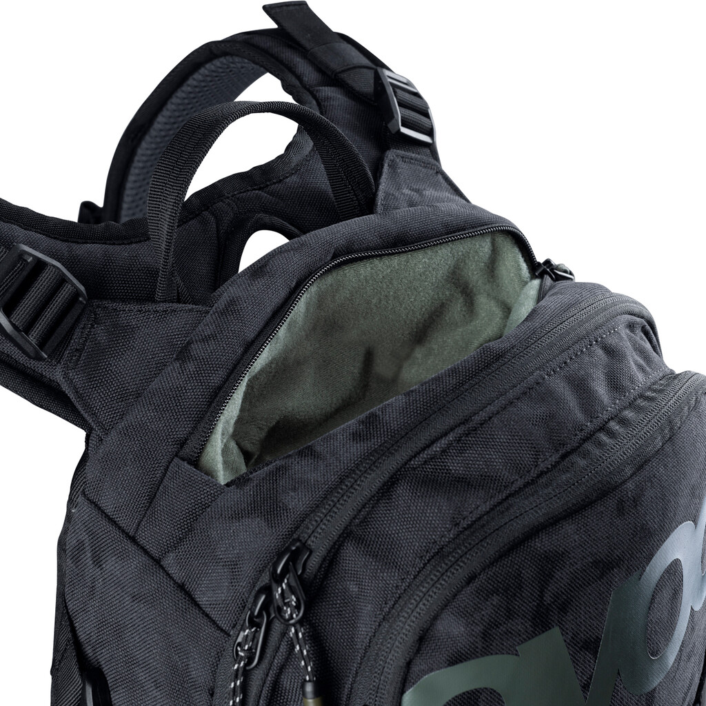 Evoc - Trail Builder 35L Backpack - black