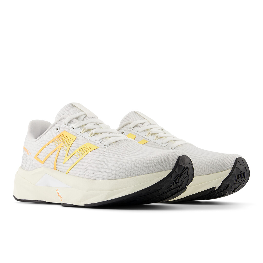 New Balance - WFCPRCF5 Fuel Cell Propel v5 - white