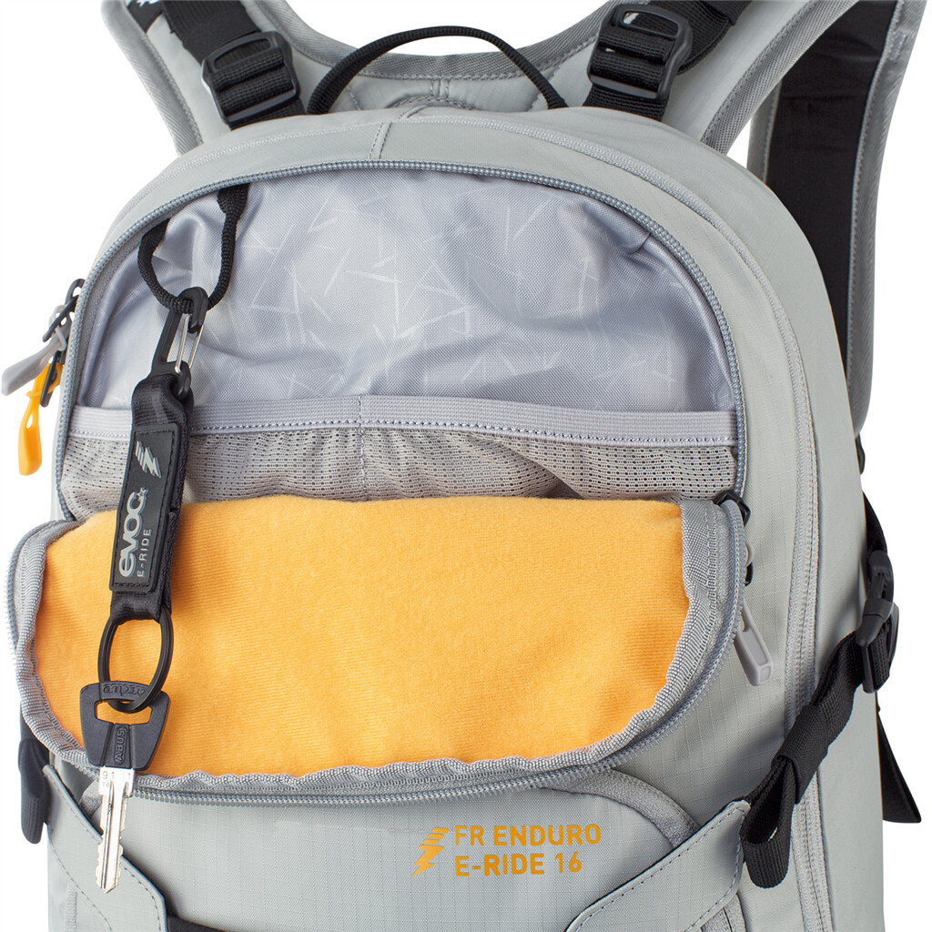 Evoc - FR Enduro E-Ride 16L Backpack - stone/bright orange