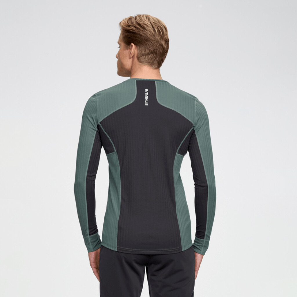 Daehlie - M Training Tech Long Sleeve - dark forest