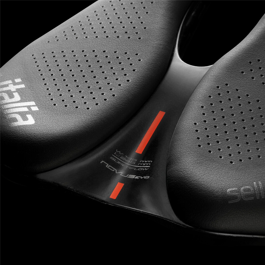 Selle Italia - Novus Boost Evo Kit Carbonio Superflow - black