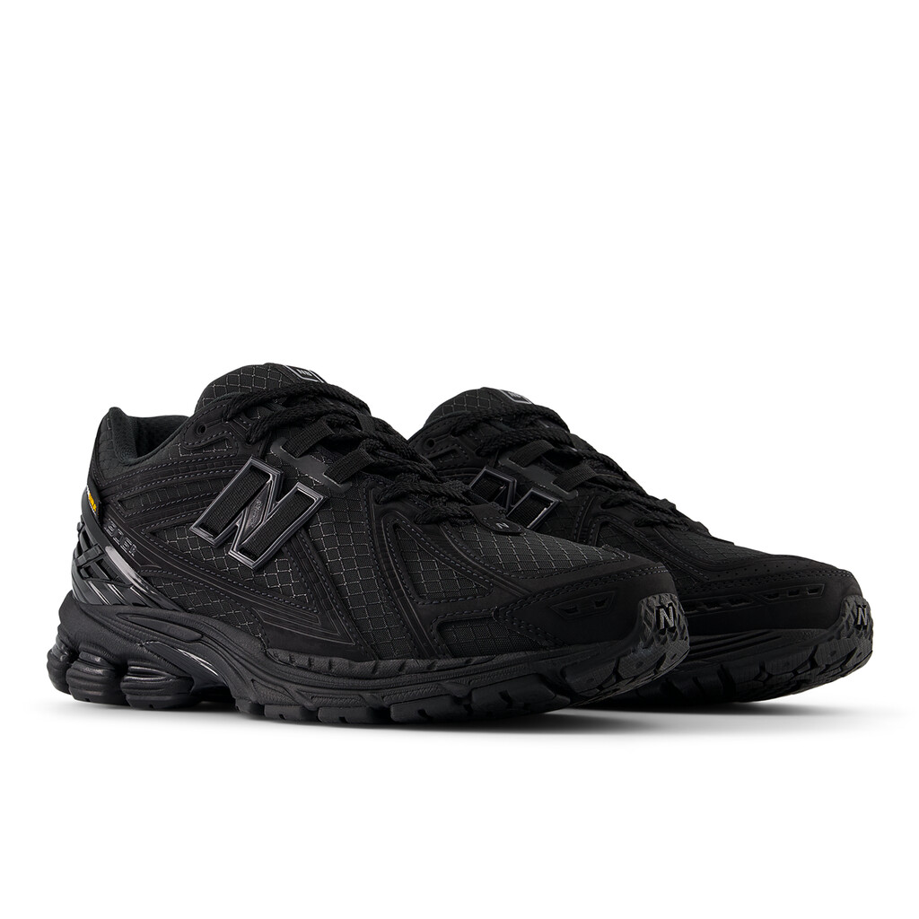 New Balance - M1906RWF - black