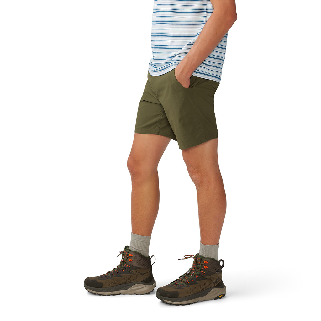 Mountain Hardwear - M Basin Trek Short - dark pine 319