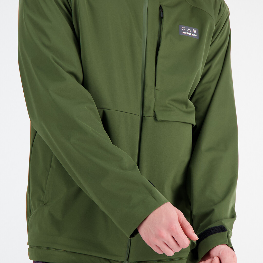 New Balance - Impact Run AT Waterproof Jacket - kombu