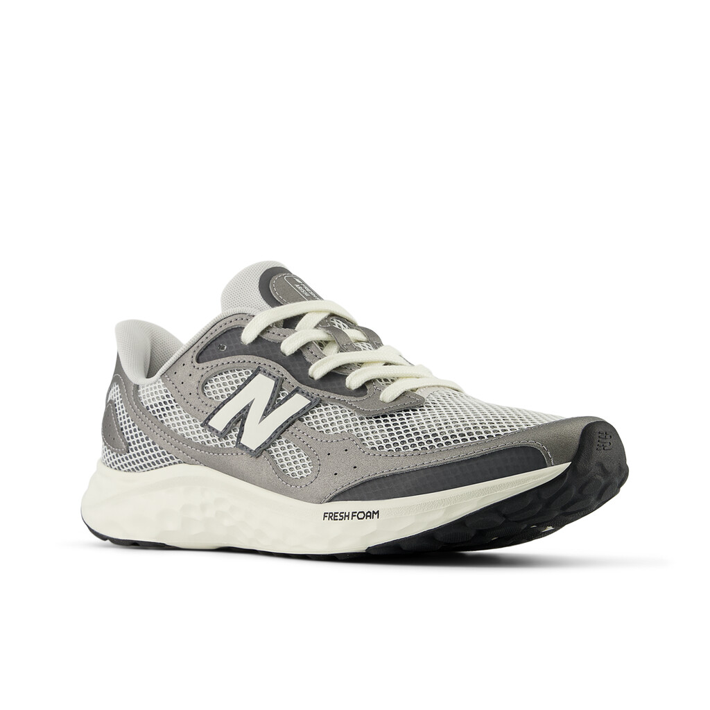 New Balance - MARISTG4 Fresh Foam Arishi v4 - grey matter