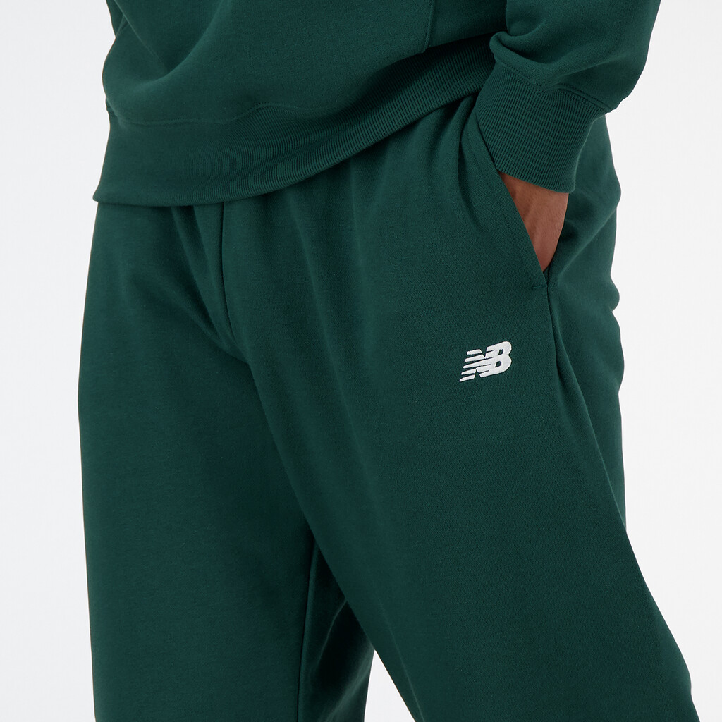 New Balance - Sport Essentials French Terry Jogger - nightwatch green