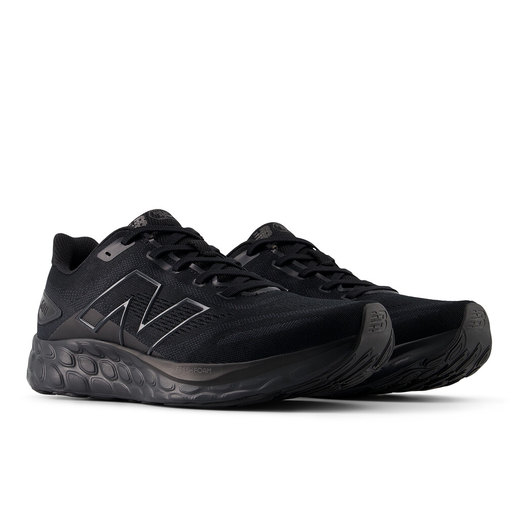 New Balance - M680CK8 Fresh Foam 680 v8 - black