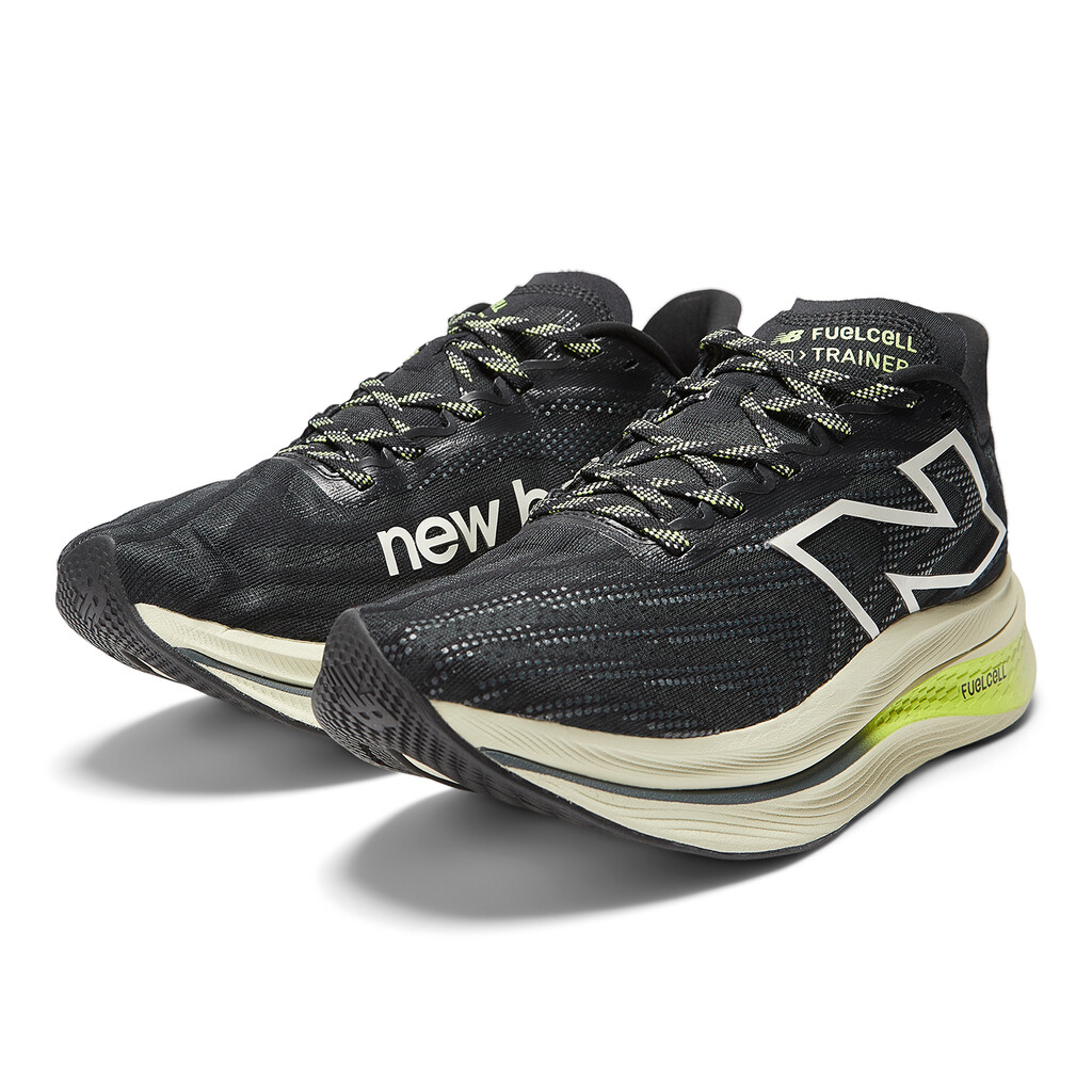 New Balance - WRCXBK3 Fuel Cell SC Trainer v2 - black