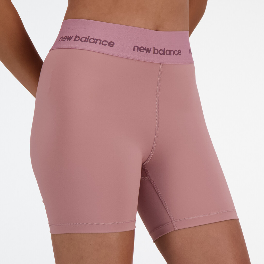 New Balance - W Sleek 5 Inch High Rise Biker Short - rosewood